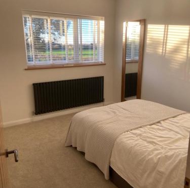 Comfortable Homestay by Earith Lakes