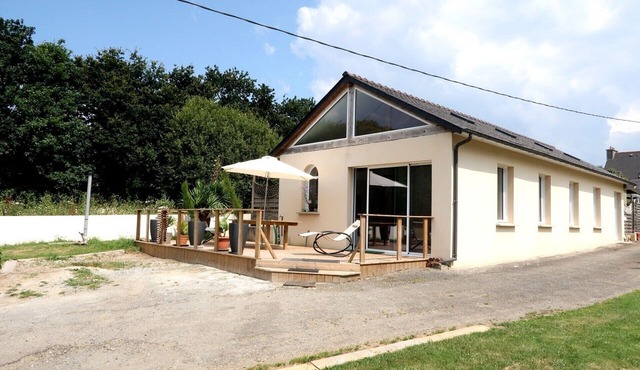 Comfortable house close to the sea and coastal paths!