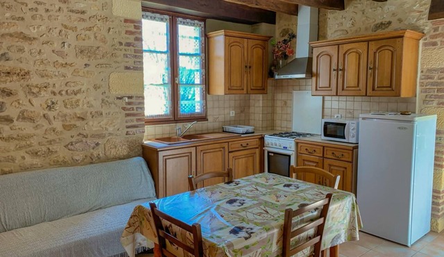 Comfortable house near Dordogne tourist sites