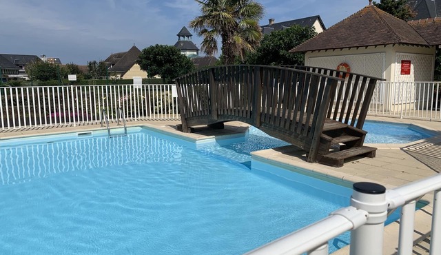 Comfortable house ideally located 50 m from the pool and 300 m from the beach