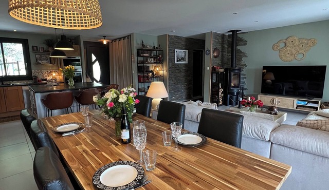 Comfortable house in the heart of greenery