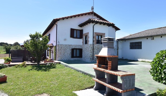 Comfortable house in natural location and close to the beach