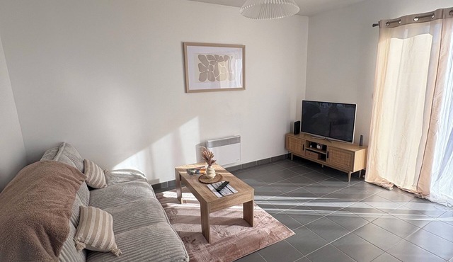 Comfortable house near Bordeaux & Arkéa Arena + parking lot