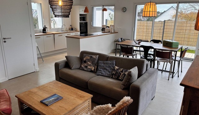 Comfortable house route des plages