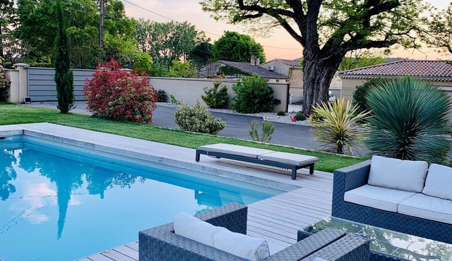 Comfortable house * with swimming pool