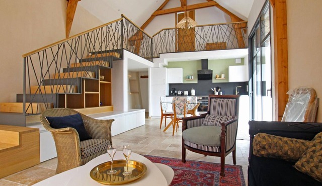 Comfortable house with private garden in Réville