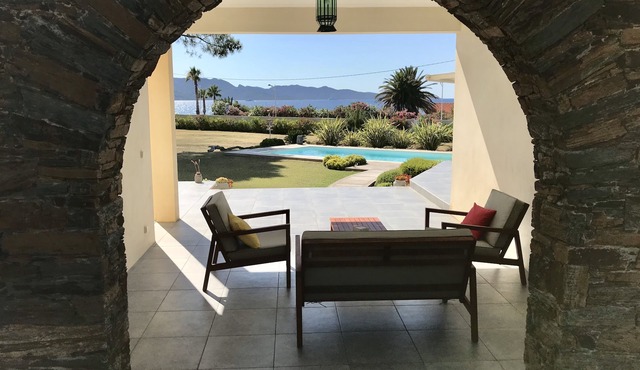 Comfortable independent apartment in seaside villa with swimming pool