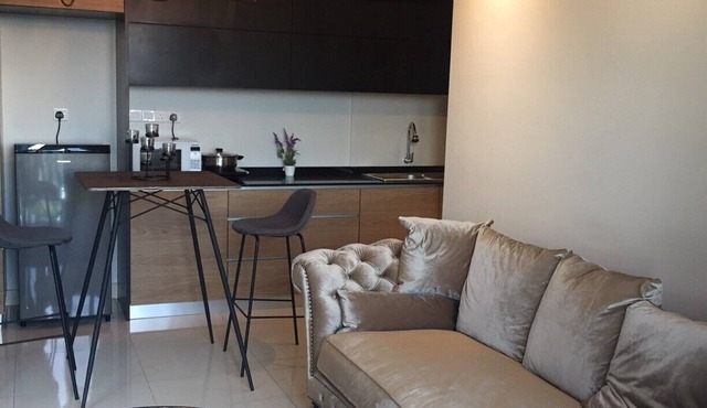 COMFORTABLE LIVING - COMFORTABLE AND COZY SPACE FOR YOU & FAMILY