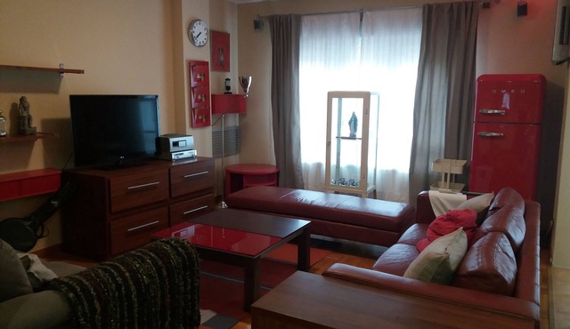 COMFORTABLE LOFT APARTMENT TOWN CENTER