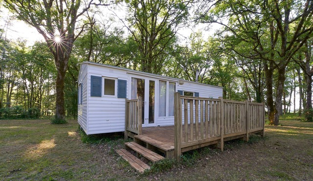 Comfortable mobile home near Rocamadour and Sarlat