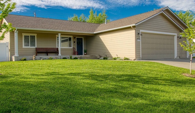 Comfortable North Idaho home has everything you need, including a game room!