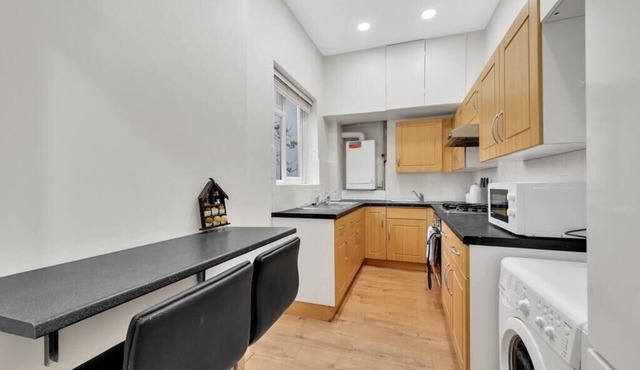 Comfortable Oasis: Relaxing 1BR in Good Location