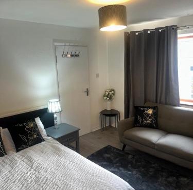 Comfortable Rooms Near Basildon Town Centre