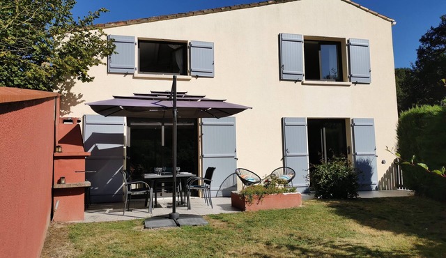 Comfortable rural cottage on the banks of the Nantes Sèvre, near Puy du Fou
