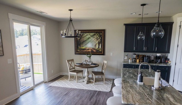 Comfortable & Safe country neighborhood home on a championship golf course!