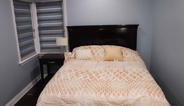 Comfortable Shared Room I 10minutes drive to Niagara falls