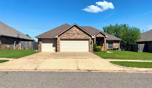 Comfortable South Edmond Home - 4bed 2bath
