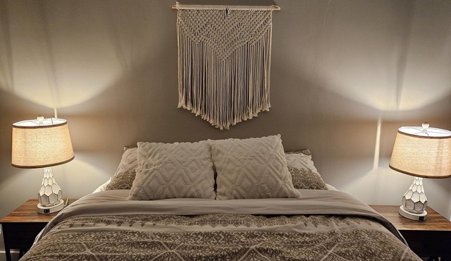 Comfortable, spacious home near Knoebels.