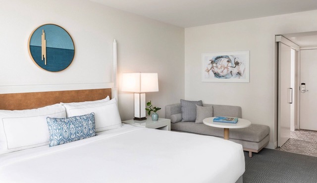 Comfortable Spot w/Oceanview | Bar & Restaurant