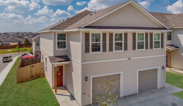 Comfortable Stay Near Lackland AFB for BMT