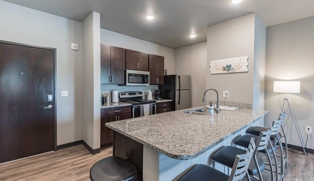 Comfortable Stay Near Campus Hotspots
