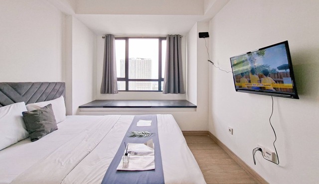 Comfortable Studio At Apartment Collins Boulevard