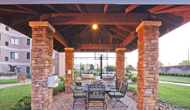 Comfortable Suite in Tulsa | FREE Breakfast + Fitness Center + Seasonal Outdoor Pool