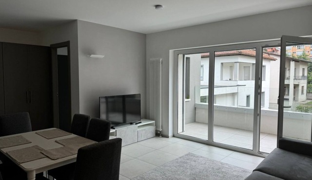 Comfortable three-room apartment close to all amenities (Urban 7)
