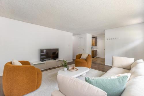 Comfortable Townhouse in Ash Way Lynnwood