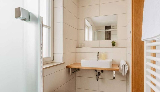 Comfortable triple room (31 square meters) with two separate bedrooms in Regenstauf