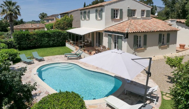 Comfortable villa 10 minutes from the beach
