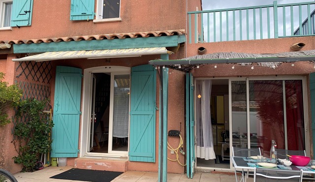 Comfortable Villa, AC, 6 Pers, Near Grazel Beach, Parking, Terrace, Fully Equipped