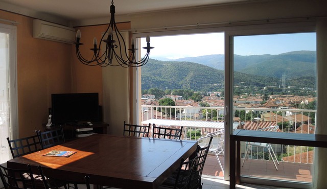 Comfortable Villa Close to Lake Sea Mountains Airport Unrivaled View