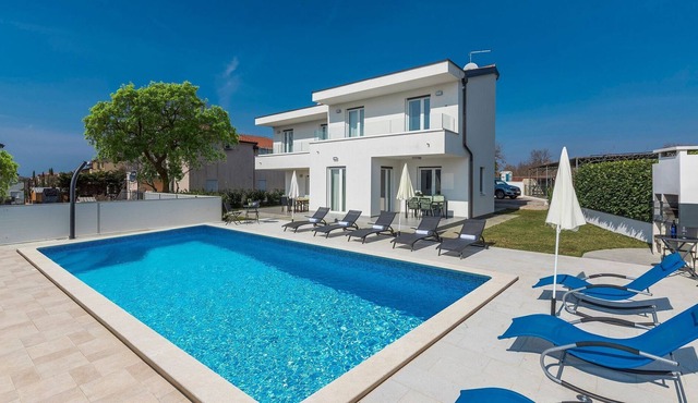 Comfortable Villa with private pool