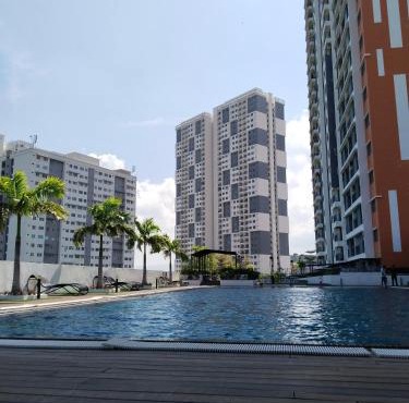 Comfortable18 3R2B 7pax Meritus Perai