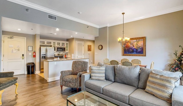 COMFORTABLY ELEGANT 2 BR POOLSIDE CONDO IN MONTELAGO VILLAGE