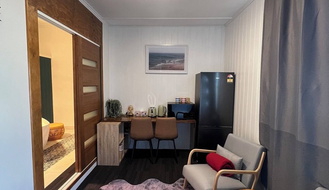 Comforting Stay with Spacious & Serene Bath