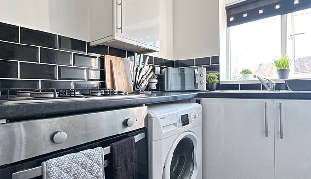 Comfy 1 Bedroom Apartment