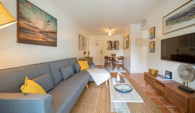 Comfy 1b getaway w/BEACH ACCESS & full amenities