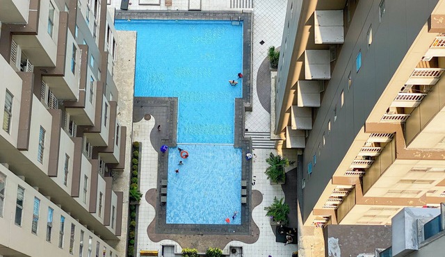 Comfy 2Br At Pakubuwono Terrace Apartment