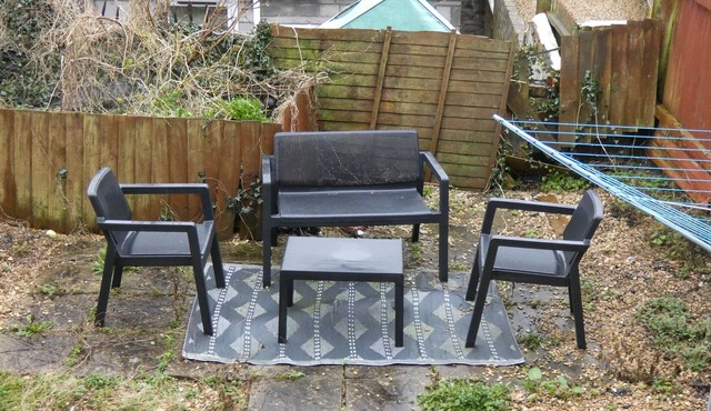 Comfy 3 Bedroom Cottage in a Calm Location