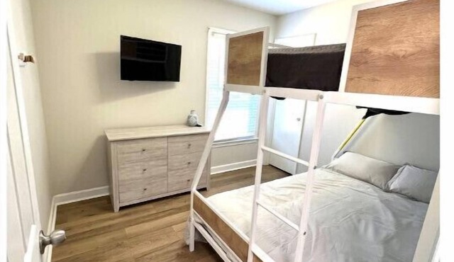 Comfy 3BR Hidden Gem in a perfect quiet location.n