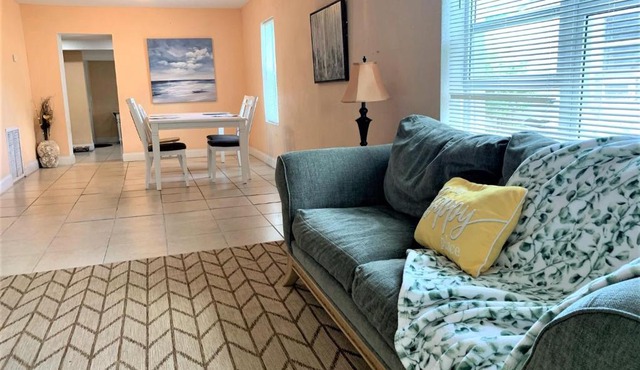 Comfy 3br Home in Downtown Delray - 6min to Beach