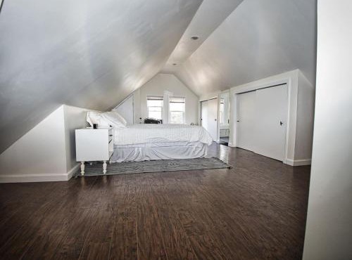 Comfy 3rd Floor Studio Near NYC