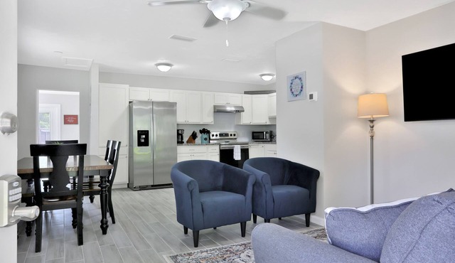 Comfy 4br/2bath near I295, Beach, and Orange Park