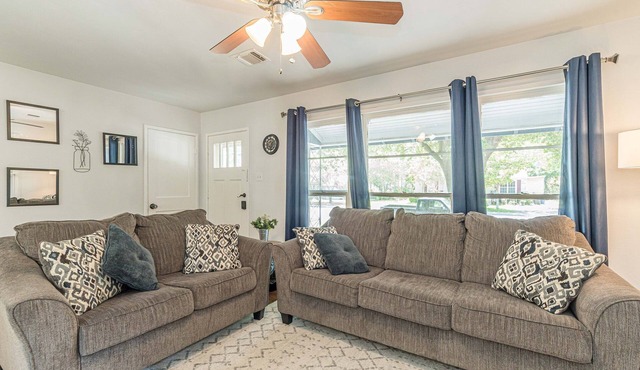 Comfy 4BR - The "Aero" in Schertz