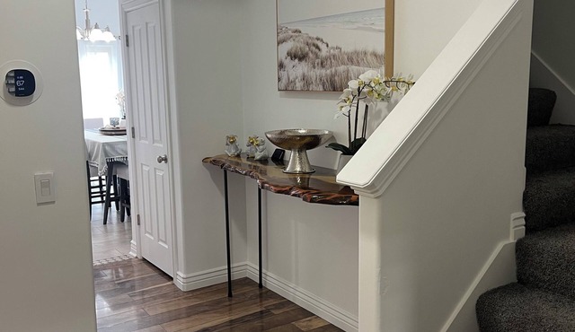 Comfy 6 bed with hot tub near downtown SLC