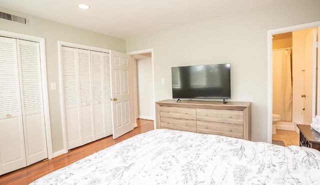 Comfy and Cozy-Min to National Mall Great Location