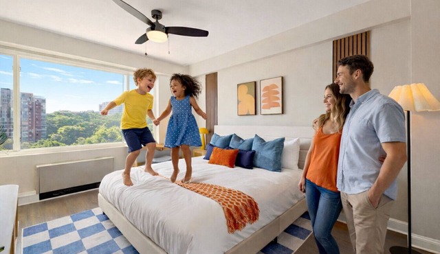 Comfy Arlington Gem - Easy Metro Access + Parking