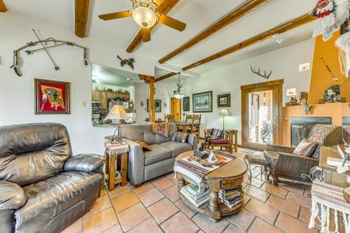 Comfy 'Aspen Ridge' Home ~ 3 Mi to Ski Lifts